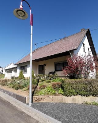 Ferienwohnung Schellen Mehren - KEINE Monteurwohnung!