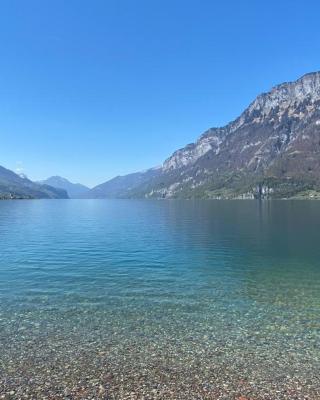 Maisonette im Penthouse-Stil ca 145m2 mit viel Privatsphäre - direkt am Walensee mit Badestrand