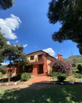 CASA CAMPESTRE Cucunuba