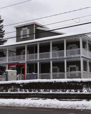 Edelweiss Ski Lodge