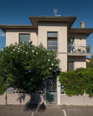 LA S'VOLTA VANZAGO BED AND BREAKFAST