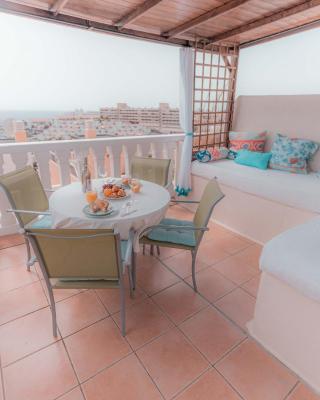 La sonada bright penthouse with views