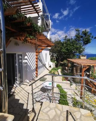 Apartments by the sea Mimice, Omis - 14230