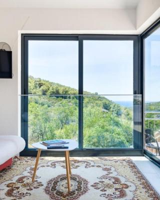 Rural house Pikola with sea view on Vis Island