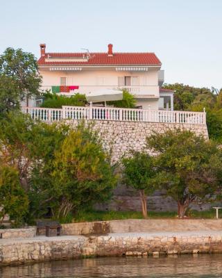 Apartments and rooms by the sea Supetarska Draga - Gonar, Rab - 16761