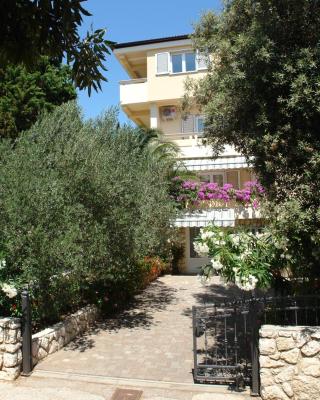 Apartments with a parking space Mandre, Pag - 18748