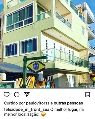 Felicidade in sea front