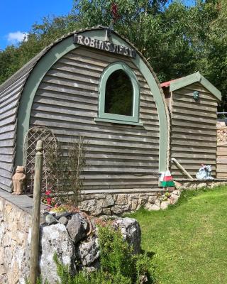 Robins Nest glamping pod North Wales