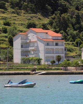 Apartments and rooms by the sea Supetarska Draga - Donja, Rab - 2001