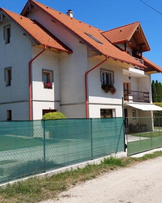 Szikszai Apartman