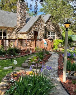 Rock Cottage Gardens B&B
