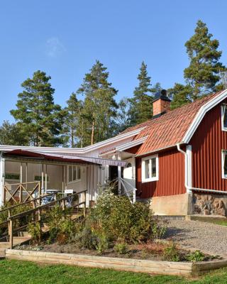 Amazing Home In Hagalund-Mjölby