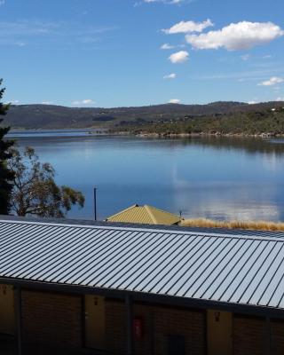 Lake Jindabyne Hotel