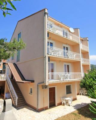 Apartments and rooms with parking space Orebic, Peljesac - 10191