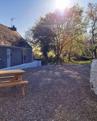 Converted Stables at Peaceful Family Farm Stay