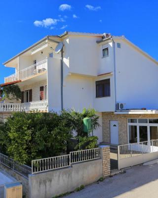 Apartments by the sea Grebastica, Sibenik - 471