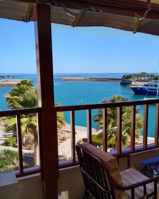NomadTours Marina Apartment Jebel Sifah