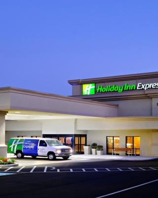 Holiday Inn Express Philadelphia Airport, an IHG Hotel