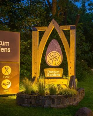 Pinetum Gardens Retreats