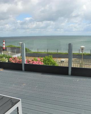 Strandappartement Steinberghaff "Charlotte" mit Meerblick