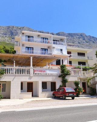 Apartments and rooms by the sea Lokva Rogoznica, Omis - 2973