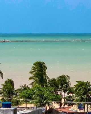 Apto com vista da praia mais bonita da cidade!