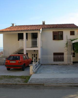 Apartments with a parking space Promajna, Makarska - 2710