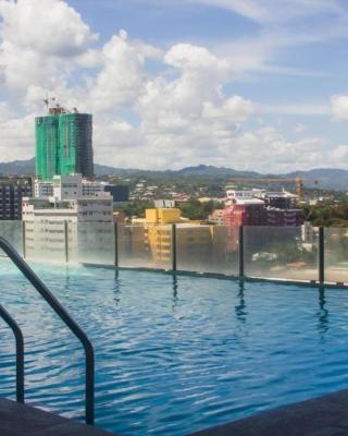 Mabolo garden flat a5 Rooftop Pool Shortwalk to Ayala Mall
