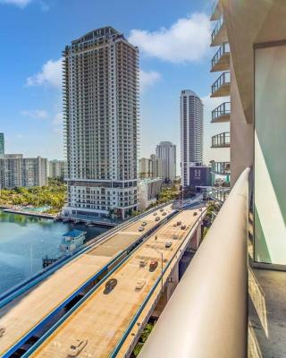 Ocean View 2BR 2BTH Hallandale Beach Miami Ft Lauderdale