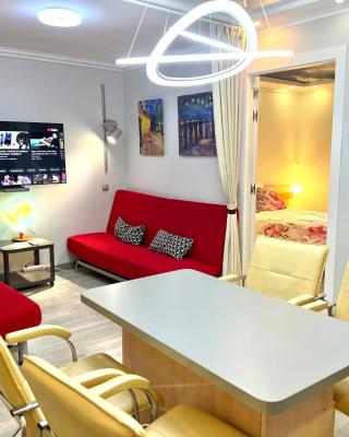 Camp Nou, Europa Fira - modern two-bedroom apartment with heating