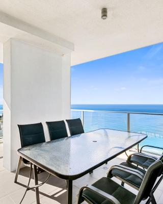 FAMILY 3 Bedroom Sub Penthouses GETAWAY at Circle on Cavill - KIDS STAY FREE!!!