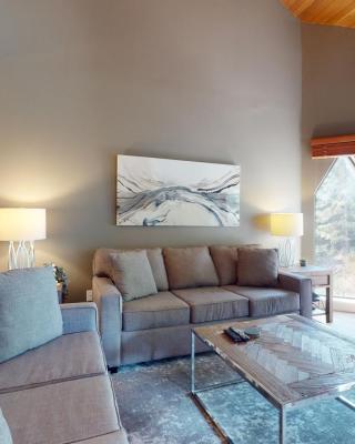 Top Floor Apartment with Pool and Hot Tub by Harmony Whistler