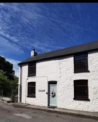 Glan-Yr-afon cottage two bedrooms