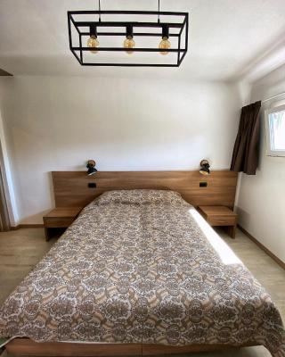 Locazione Turistica El Sghirlo