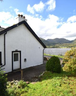 1 Planetree Cottage - Loch View