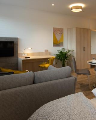 Livin63 Studio Apartments
