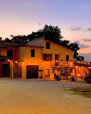 Chiaraluce Country House