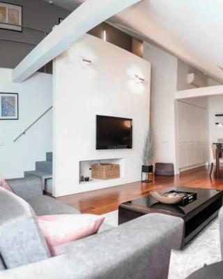 #stayhere - Spacious Luxury Town Hall 3BDR Apartment