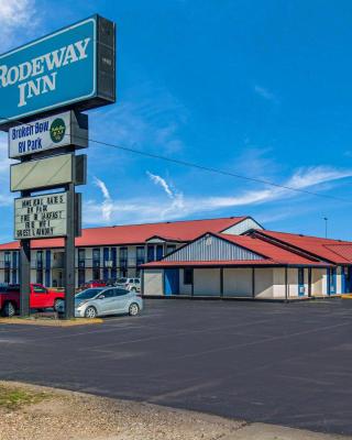 Rodeway Inn Broken Bow-Hochatown