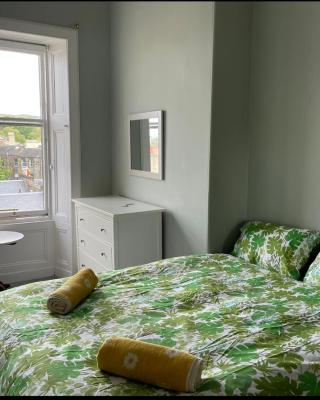 Montgomery Street Apartment