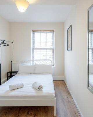 APlaceToStay Central London Apartment, Zone 1 WAT