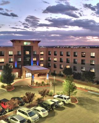 Holiday Inn Express & Suites Albuquerque Historic Old Town, an IHG Hotel