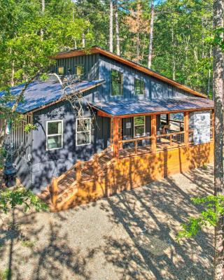 Chic Broken Bow Cabin with Hot Tub and Gas Grill!