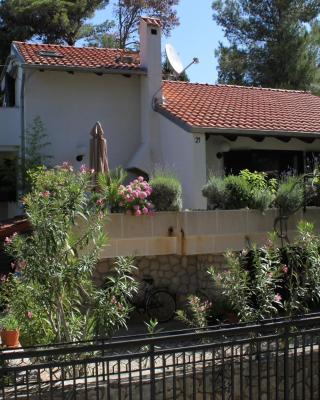 Apartments with parking spaces Artatore, Losinj - 8087