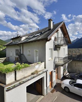 Casa Cola
