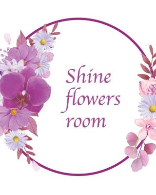 Shine Flowers Room