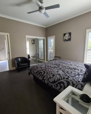 Barklysuites Apartments