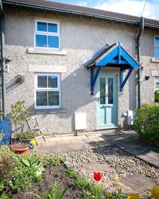 Quiet 2 Bedroomed Cottage, near the Lakes