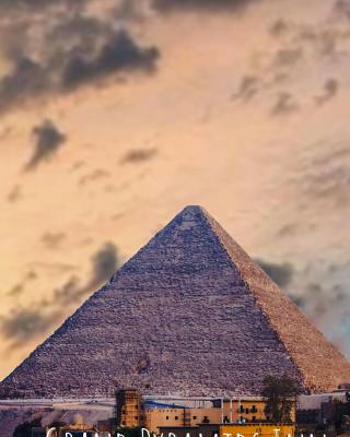Grand Pyramids Inn
