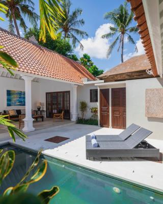 Villa Toru - Stylish luxury in Legian, tranquil location, walk to beach